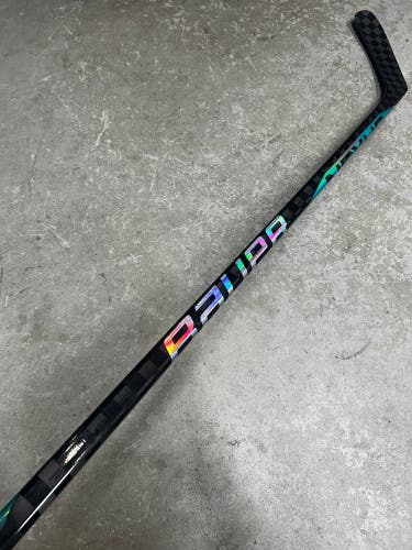 82 Flex P92M Senior Bauer Nexus Sync Left Hand Hockey Stick Pro Stock (Used)