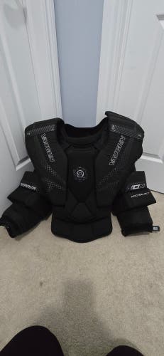 Large/Extra Large Vaughn Goalie Chest Protector (Used)
