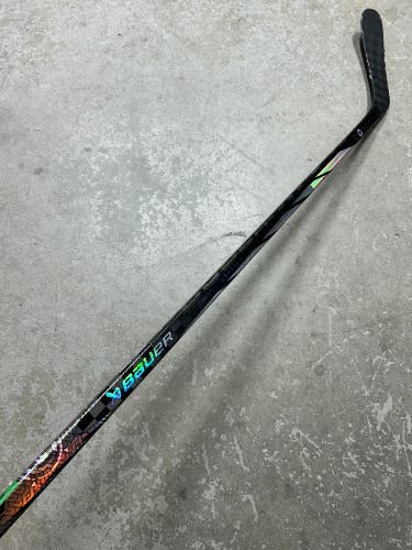 82 Flex P92 Senior Bauer Proto Left Hand Hockey Stick Pro Stock (Used)