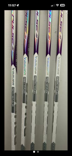 *BRAND NEW PROSHOP SALE* Senior Bauer Pulse 2 RH P28 77 Flex