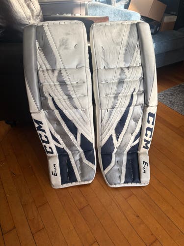 34 + 2” CCM Extreme Flex 4.9 Goalie Leg Pads (Used)
