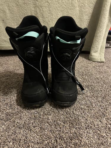 6.5Y (Big Kids / Youth) Nidecker Sierra W Snowboard Boots Soft Flex All Mountain (Used)