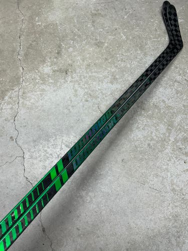 2 PACK 90 Flex P28 Senior Warrior Novium 2 Pro Left Hand Hockey Stick Pro Stock Duchene Guitar