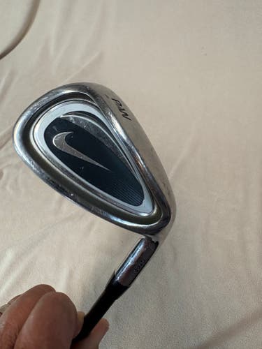 Men's Nike Steel Right Handed Wedge Uniflex 46 Degree Graphite Shaft (Used)