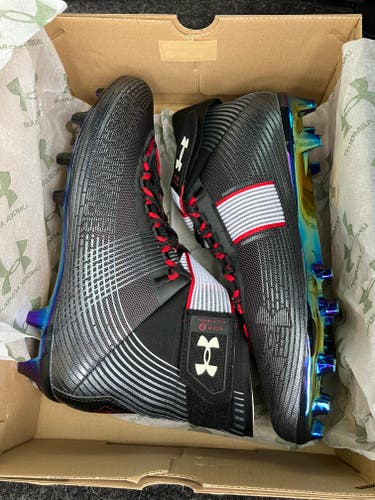 Men's Size M 12.5 (W 13.5) Under Armour High Top Molded Cleats (New)