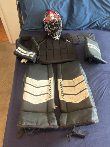26" Bauer Learn to Save Youth Goalie Equipment Kit Goalie Leg Pads (Used)