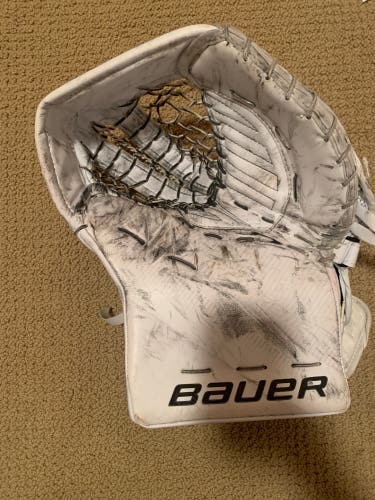 Bauer Supreme 2S Pro Glove Regular (Used)