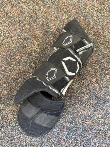 Black Senior EvoShield Leg guard Shin Guard (Used)