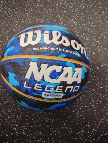 Used Wilson NCAA Legend Basketball 28.5 11849-S000044628