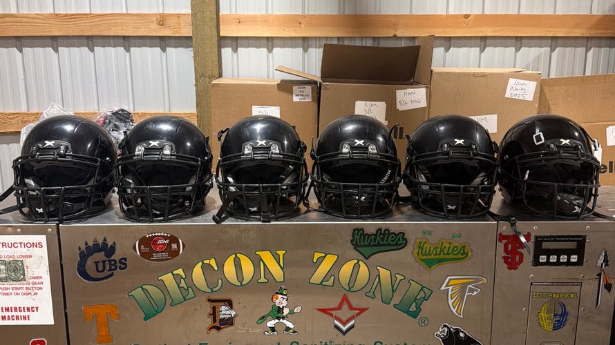6 USED XENITH X2E+ YOUTH FOOTBALL HELMETS - MEDIUM - BLACK