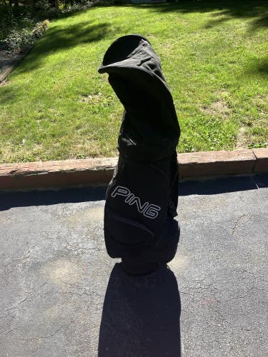 Black Ping Staff Bag + Rain/Travel Cover, Very Good Condition