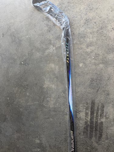 Senior Bauer Vapor Flylite Left Hand Hockey Stick P92 65 Flex (New)