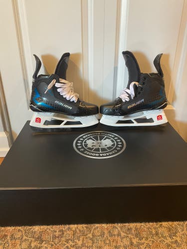 Blue 2024 Bauer Supreme Shadow Hockey Skates Pro Stock 7 (New)