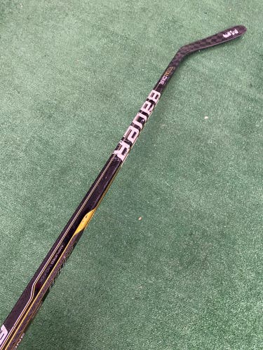 Bauer TotalOne Hockey Stick Right Handed | P106 77 Flex
