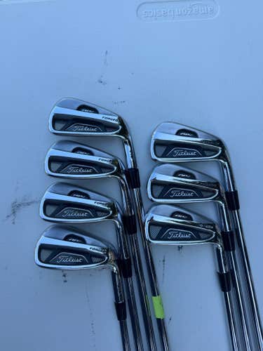 Titleist 712 AP2 Iron Set 4-PW Project X Rifle Regular Flex +1/2" NICE
