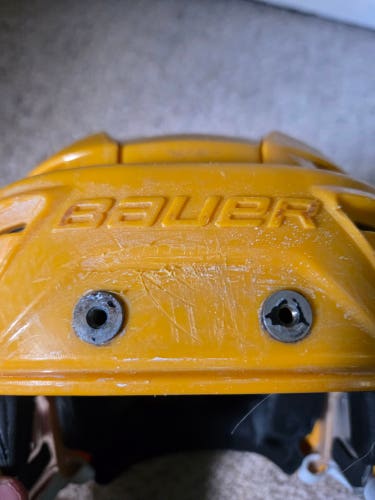 Medium Bauer Re-Akt 155 Helmet (Used)