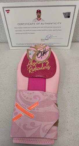 Phillies BRYCE HARPER Signed Game Used "PINK" Sliding Mitt 2026 Season FANATICS