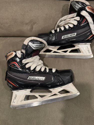 Bauer Vapor X700 Hockey Goalie Skates Regular Width Size 3 (Used)