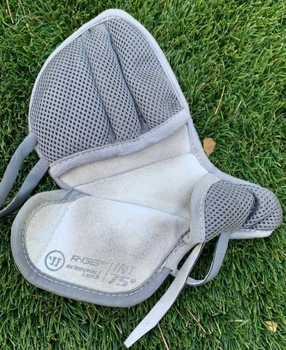 Warrior Ritual G6 Intermediate Glove Liner Regular Used *Read Full Description*