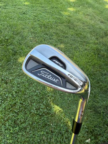 Titleist 712 AP2 Gap Wedge Project X Rifle Regular Flex 36.5" NICE