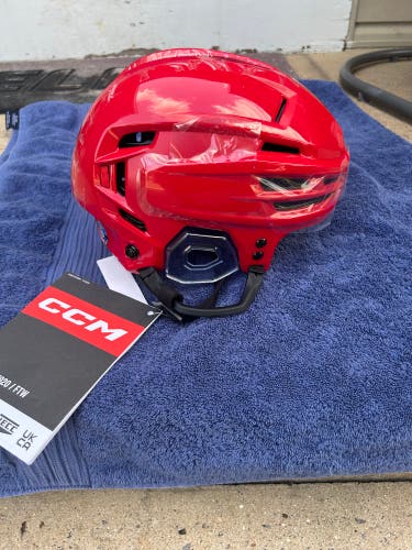 Medium/Large CCM HT920 Helmet (New)