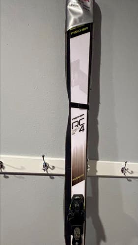 Racing 210 cm Fischer RC4 SG Skis With Bindings Max Din 16 (Used)