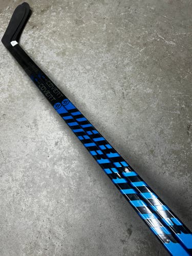 2 PACK 90 Flex Custom P28M Senior Warrior Covert QR5 Pro Right Hockey Stick NHL Pro Stock (New)