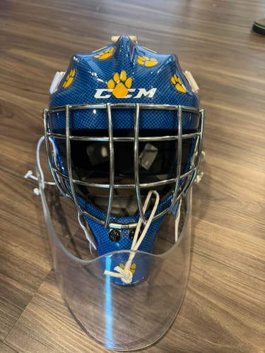 Youth Small CCM 7000 Goalie Mask (Used)
