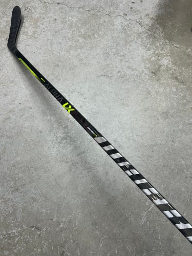 80 Flex P28 Senior Warrior Alpha LX Pro Right Hand Hockey Stick Pro Stock (New)