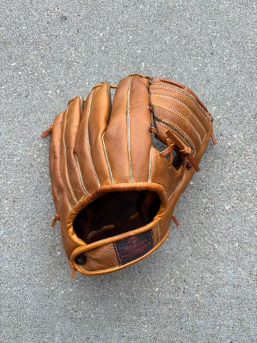 Nokona “Don Mossi" 1950s Model (Used)