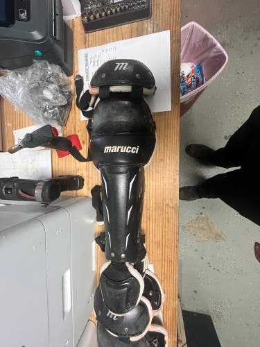 Marucci Catcher's Leg Guard (Used)