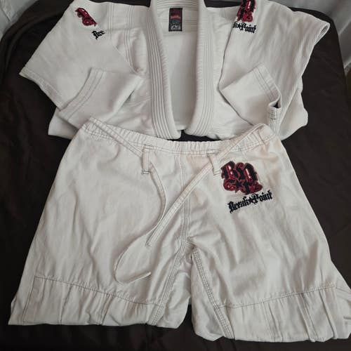 (Used) Break Point FC BJJ Gi Uniform Set - White - Adult Size A2 - 3.75 lbs