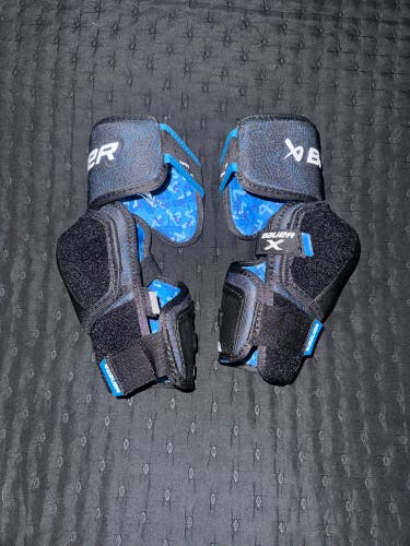 Intermediate Medium Bauer Bauer X Elbow Pads (Used)