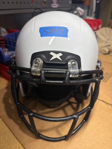 USED XENITH X2E+ ADULT FOOTBALL HELMET - XL - WHITE