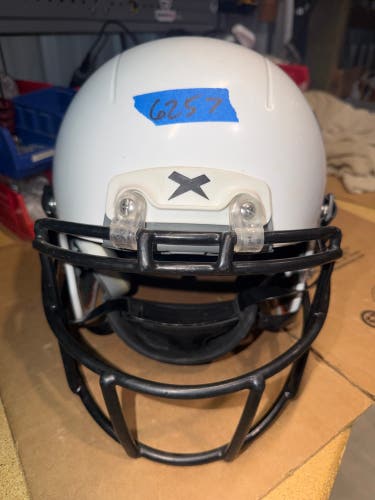 USED XENITH X2E+ ADULT FOOTBALL HELMET - XL - WHITE