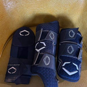 Blue EvoShield Elbow Guard Elbow Protection,sliding guard and leg guard (Used)