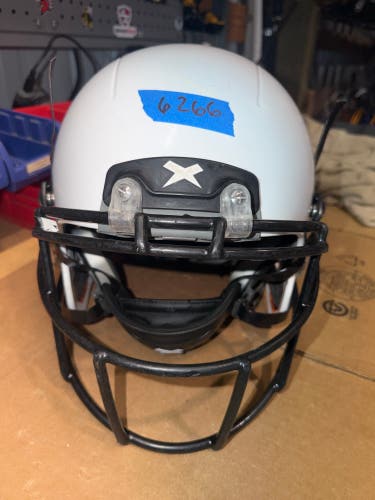 USED XENITH X2E+ ADULT FOOTBALL HELMET - XL - WHITE