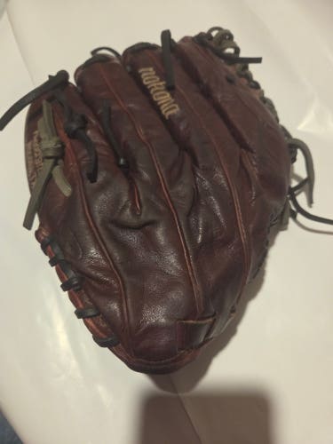 Nokona RH Bloodline AMG1275T Baseball Glove 12.75" (Used)