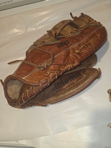 Nokona RH AMG 500K Baseball Glove 12" (Used)