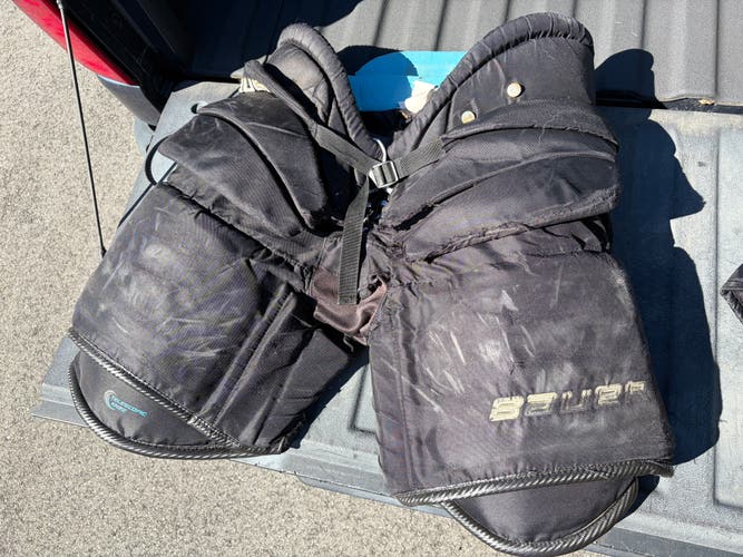 Senior XL Bauer Reactor 9000 Hockey Goalie Pants (Used)