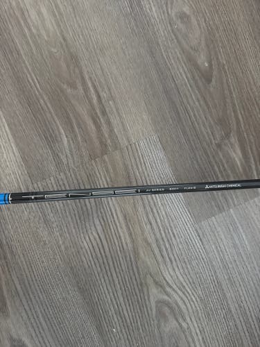 Men's 2021 TaylorMade SIM 2 Right Handed Hybrid Stiff Flex 3H Graphite Shaft (Used)