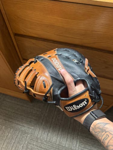 Wilson A2000 LH First Base Baseball Glove 12.5" (Used)