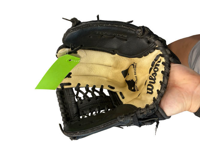 Used Wilson 11 INCH BB/SB Glove RH Throw Black 11" 11682-S000139813