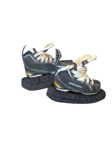 Used Bauer SUPREME Youth Hockey Skate Youth 09.0 11682-S000139833