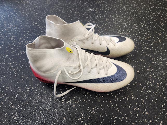 Used Nike AIR ZOOM MERCURIAL Soccer Cleats White Senior 7.5 11849-S000044510