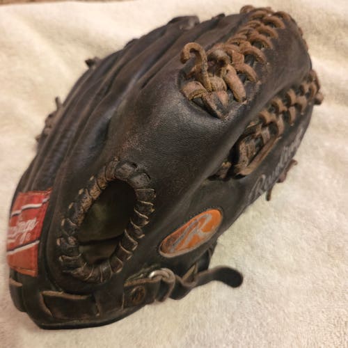 Rawlings RH Infield/Pitcher PRO CF11 Baseball Glove 11" Game Ready, Leather Glove