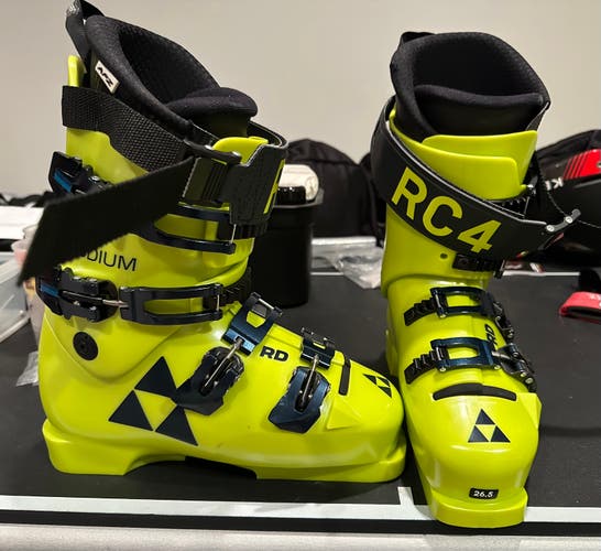 Mondo 26 & 26.5 Men's Fischer Racing RC4 Podium RD World Cup STD Ski Boots Stiff Flex (New)
