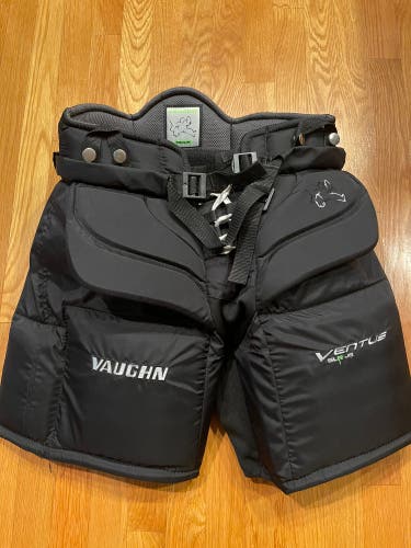 Junior Medium Vaughn Ventus SLR Jr Hockey Goalie Pants (Used)