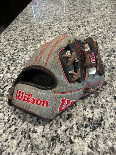 Wilson A2000 1975 RH Infield Baseball Glove 11.75" (Used)