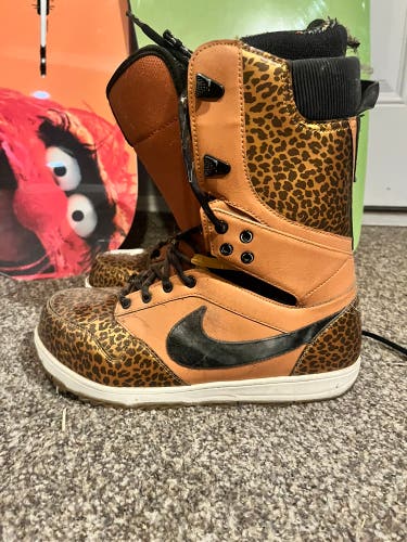 Size M 10.5 (W 11.5) Nike Zoom DK Snowboard Boots (Used)